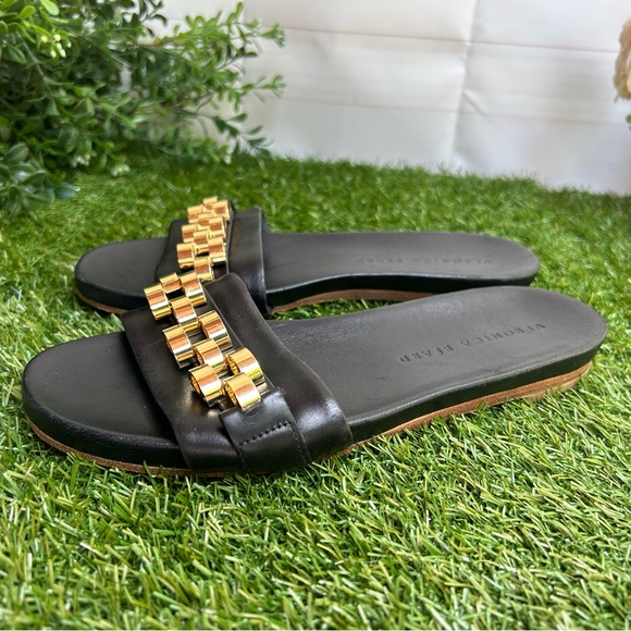 Veronica Beard ENI black Chain-Trimmed Leather Slides Gold hardware 5.5 - Picture 9 of 16